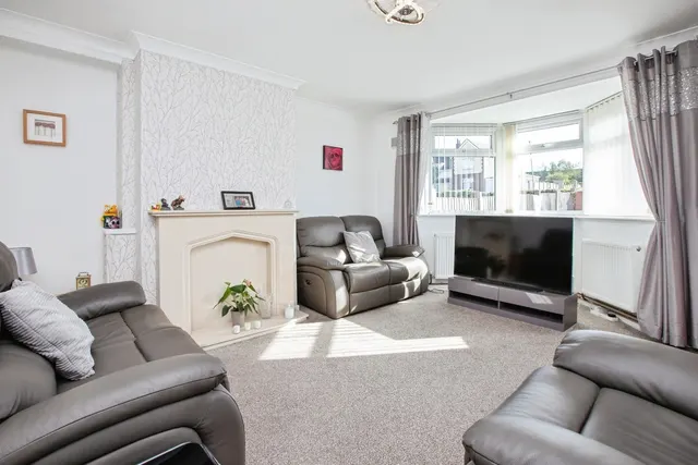 Forest Road, New Ollerton, NG22, photo 2