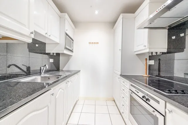 Photo 2 — 921 Point West, 116 Cromwell Road, London