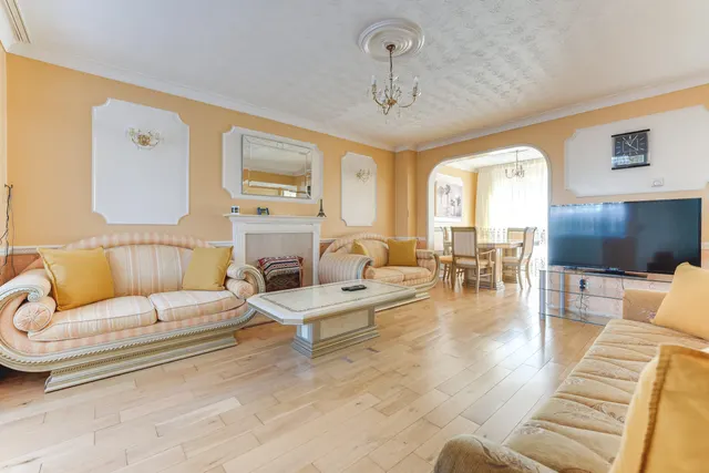 Peregrine Road, Waltham Abbey, EN9, photo 2