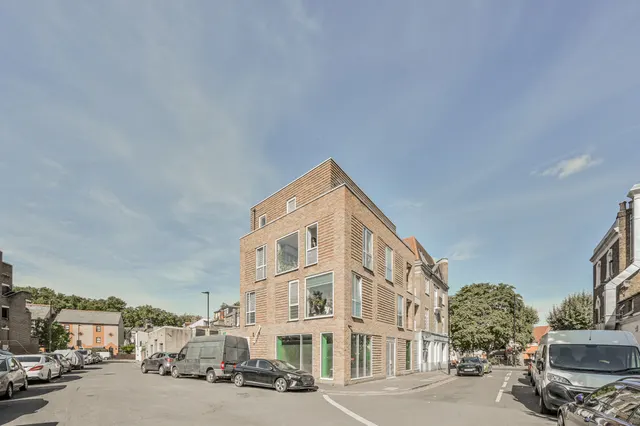 Flat 8, Century House, London, photo 1
