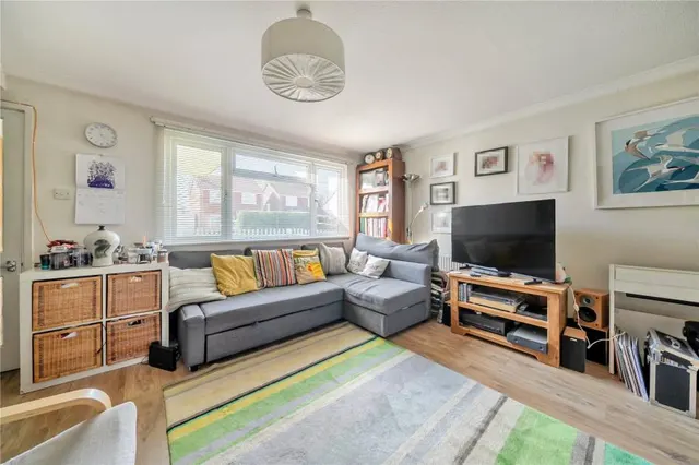 Sutton Road, Speen, RG14, photo 2