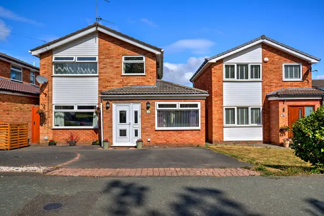 38 Kylemore Drive, Heswall, Wirral, Merseyside, CH61 6YF, photo 1