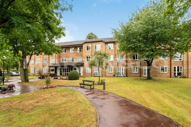 Ennerdale Court, Wanstead, photo 1