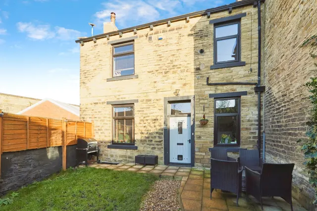 King Street, Stanningley, Pudsey, photo 1