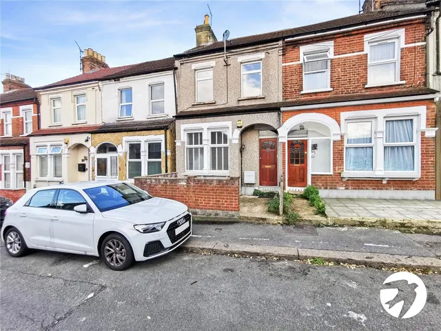 Sheridan Road, DA17, photo 1