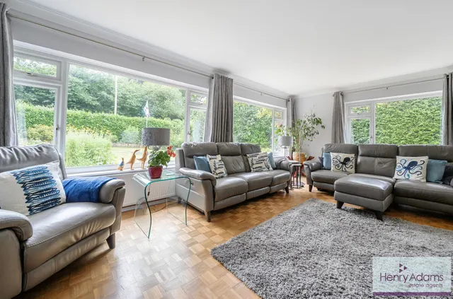 Hill Brow, Liss, GU33, photo 2