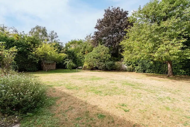 Ashcroft Park, Cobham, KT11, photo 3