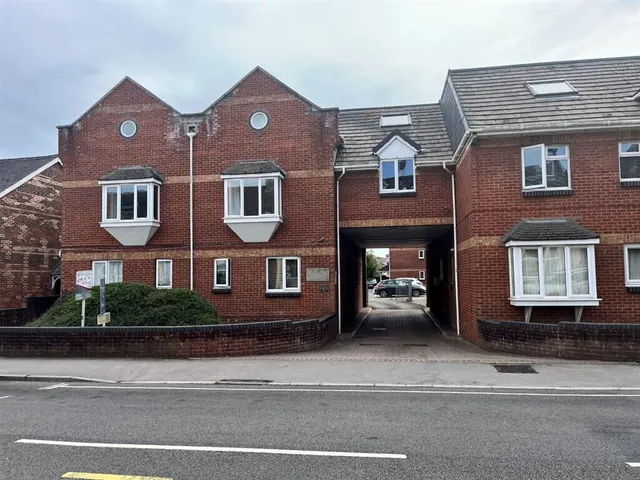 Abbotsbury Road, Weymouth, DT4, photo 1