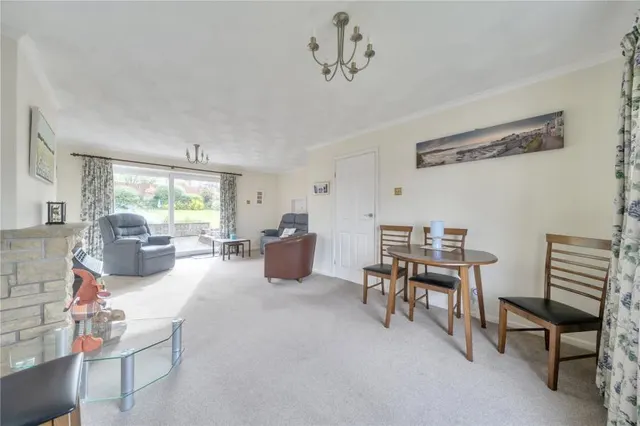 Lakeside Drive, Lakeside, CF23, photo 3