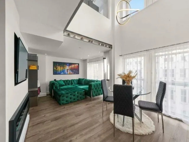 Photo 2 — Flat 123, Building 22, Cadogan Road, London