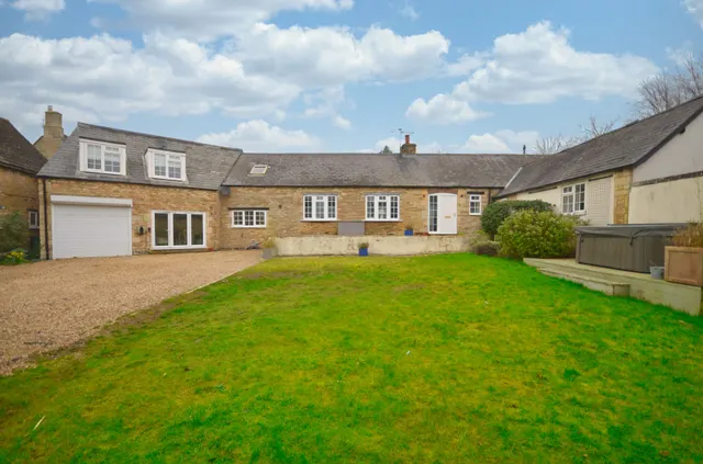 Glebe Road, North Luffenham, LE15, photo 1