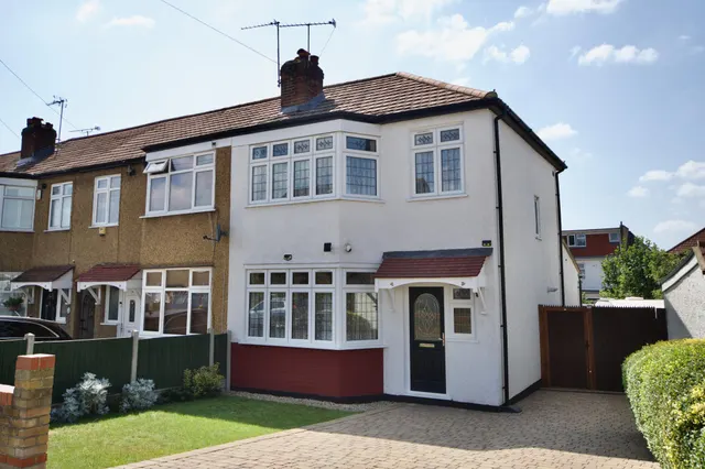 Churchbury Lane, Enfield, EN1, photo 1