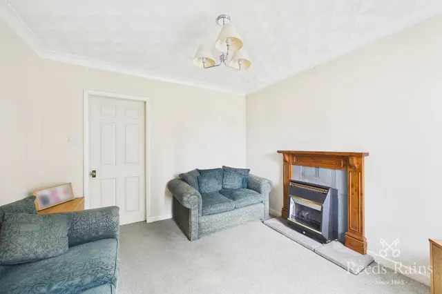 Photo 2 — Sandal Rise, Thorpe Audlin, West Yorkshire, WF8