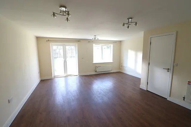 Six Bells Lane, Stevenage, SG2, photo 2