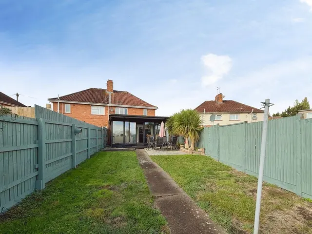 Willinton Road, Knowle, BS4, photo 2