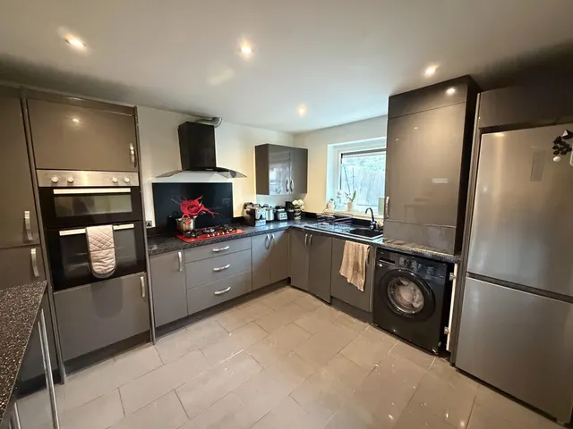 Blue Gates Road, Leicester, LE4, photo 3