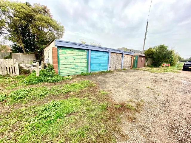 Riverbank Close, March, PE15, photo 1