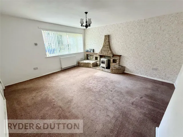 Chew Vale, Greenfield, OL3, photo 2