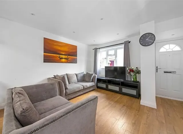 Greenland Mews, New Cross, SE8, photo 1