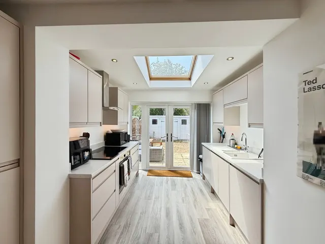 Photo 3 — Lapin Lane, Basingstoke, Hampshire, RG22 4XH
