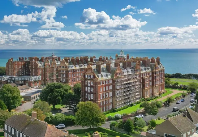 The Leas, Folkestone, Kent, CT20, photo 1