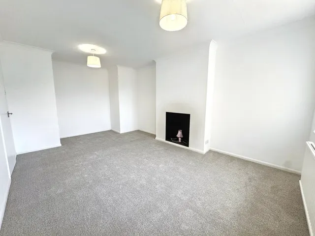 Photo 2 — Lon Y Waun, Abergele, Conwy, LL22 7EU