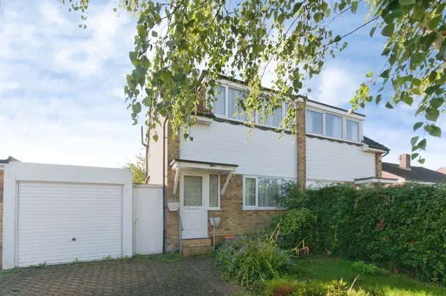 Photo 2 — Greenleaf Gardens, Polegate