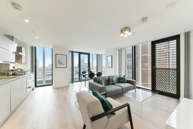 Stratosphere Tower, 55 Great Eastern Road, Stratford, London, E15, photo 1