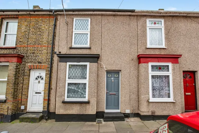 High Street, Aveley, South Ockendon, Essex, RM15, photo 1