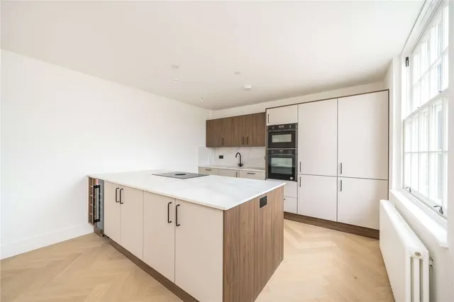 Thornton Heights, Hillside, Wimbledon, London, SW19 4NQ, photo 1