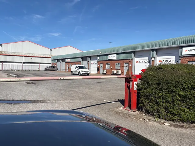 Photo 3 — Jessop Way, Newark, NG24