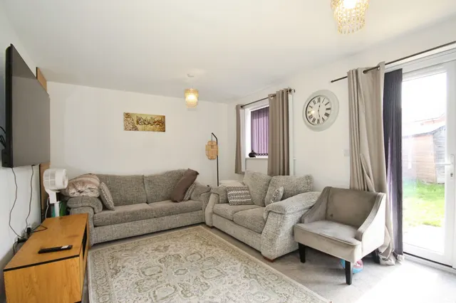 Hindhead Drive, Longford, CV6, photo 3