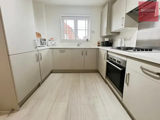 Photo 2 — Thornbury Drive, Scartho Top, DN33