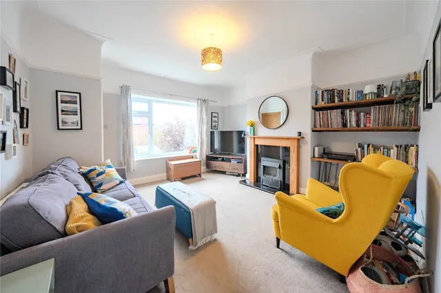 Commercial Villas, Pudsey, LS28, photo 1