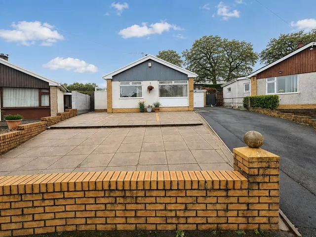 Parkwood, Swansea, SA4, photo 1