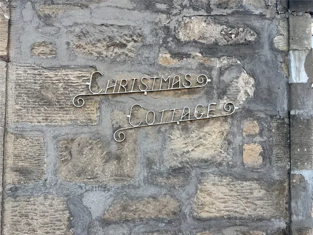 Main Street, Larbert, FK5, photo 2