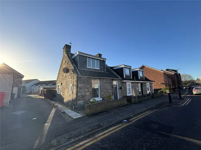 Main Street, Larbert, FK5, photo 1