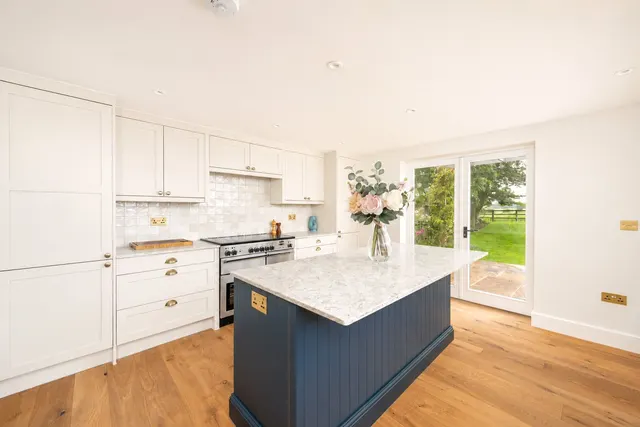Smithfield End, Swanbourne, MK17, photo 2