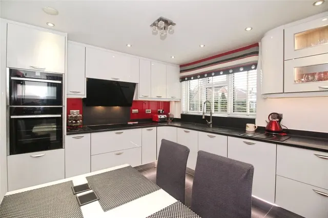 Beaufort Close, Burbage, LE10, photo 2
