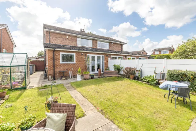 Alderton Drive, Ashton-In-Makerfield, WN4, photo 1