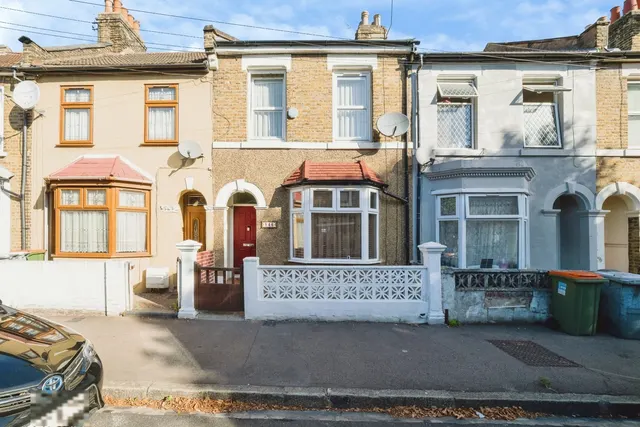 Malvern Road, East Ham, E6, photo 1