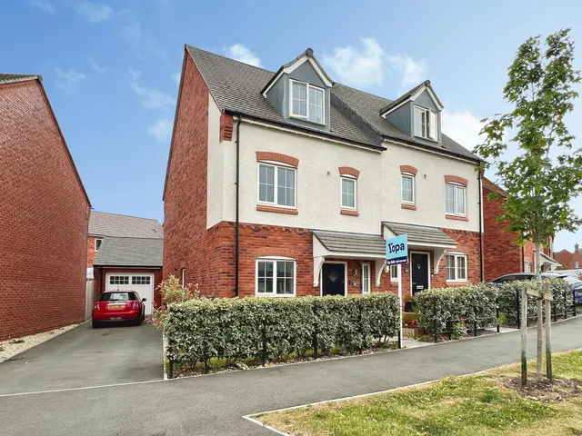 Stirling Road, Midway, DE11, photo 1