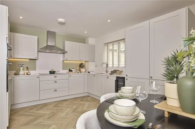 Maidenhead Road, Windsor, SL4, photo 2