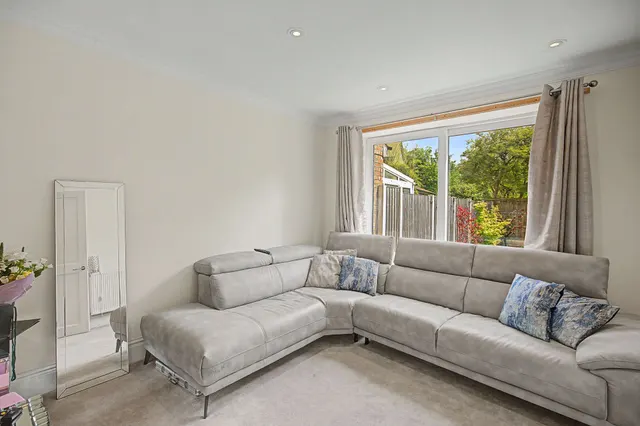 Elmridge Drive, Altrincham, photo 3