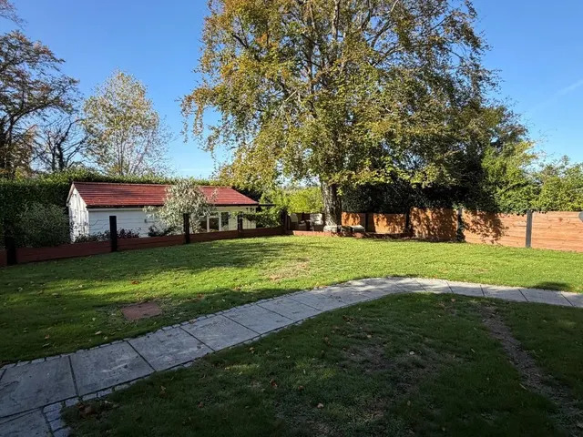Westhall Road, Warlingham, photo 2