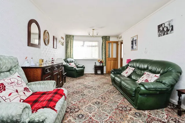 Blackcat Close, Birmingham, B37, photo 3