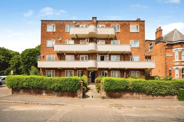 Grosvenor Road, Birmingham, B20, photo 1