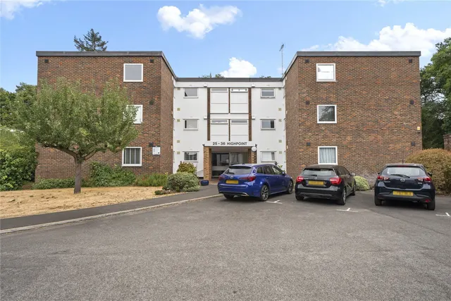 Highpoint, Heath Road, Weybridge, Surrey, KT13, photo 1