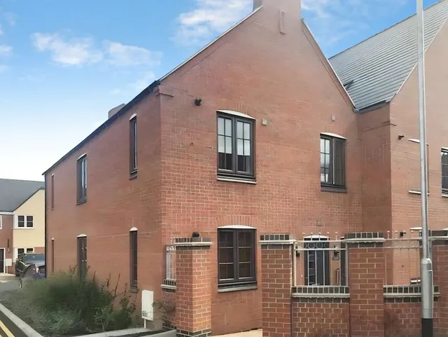 Co-Op Close, Barwell, LE9, photo 1