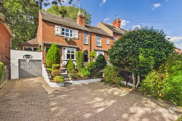 Picknalls Avenue, Uttoxeter, photo 1